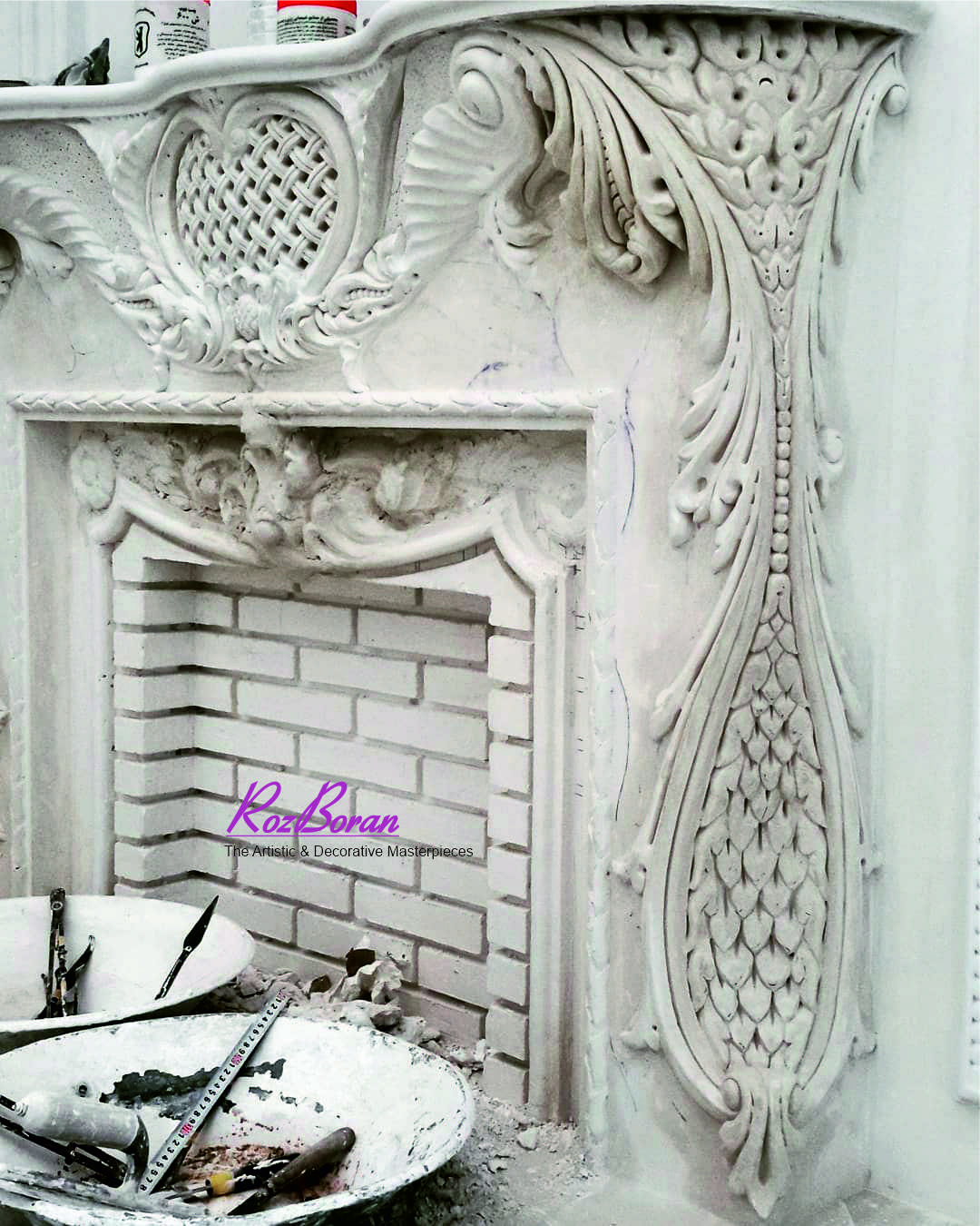 اجرای گچ بری شومینه کلاسیک