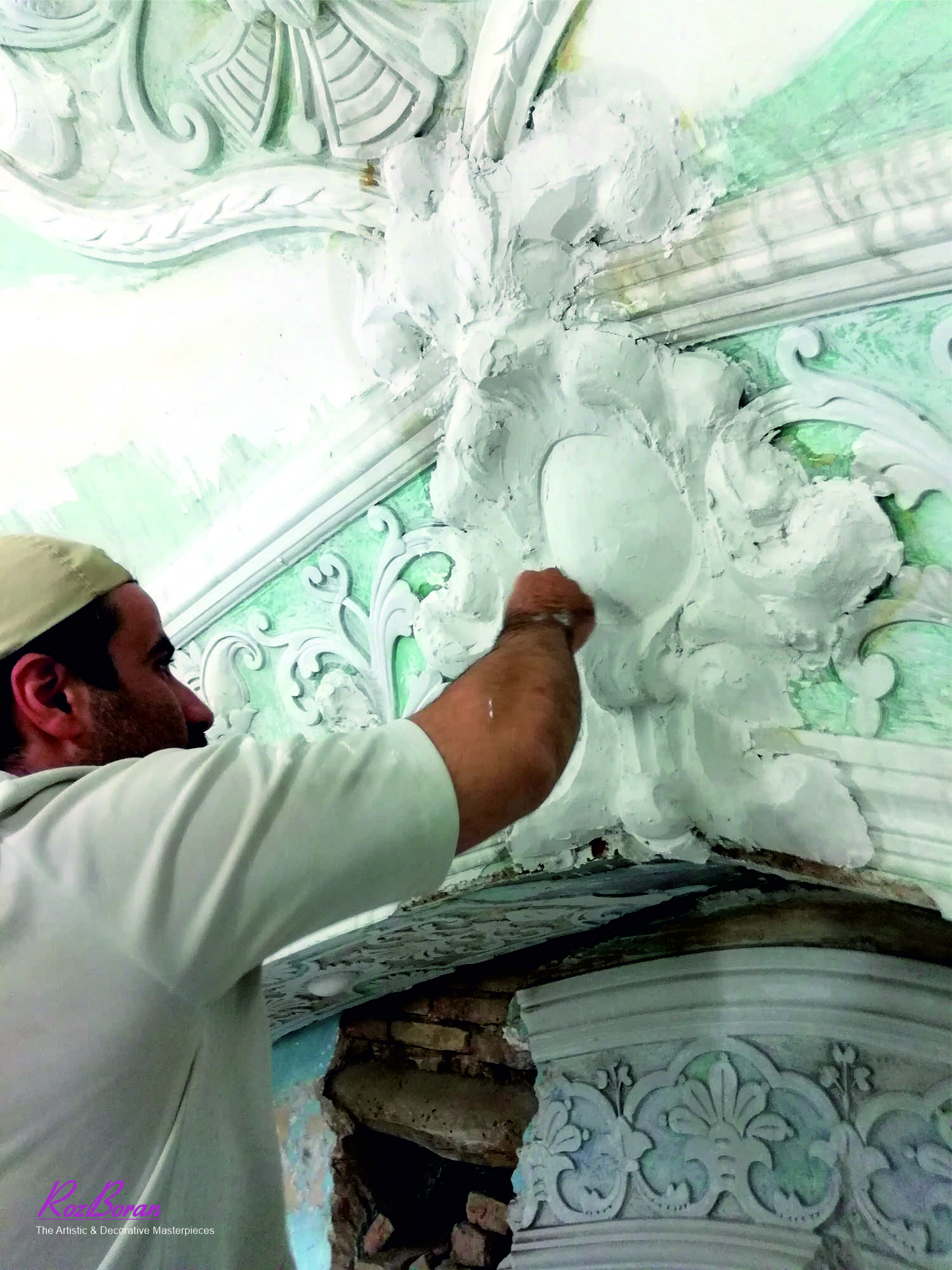 اصلاح و حجم دهی آثار مناسب با نقوش گچبری حجمی