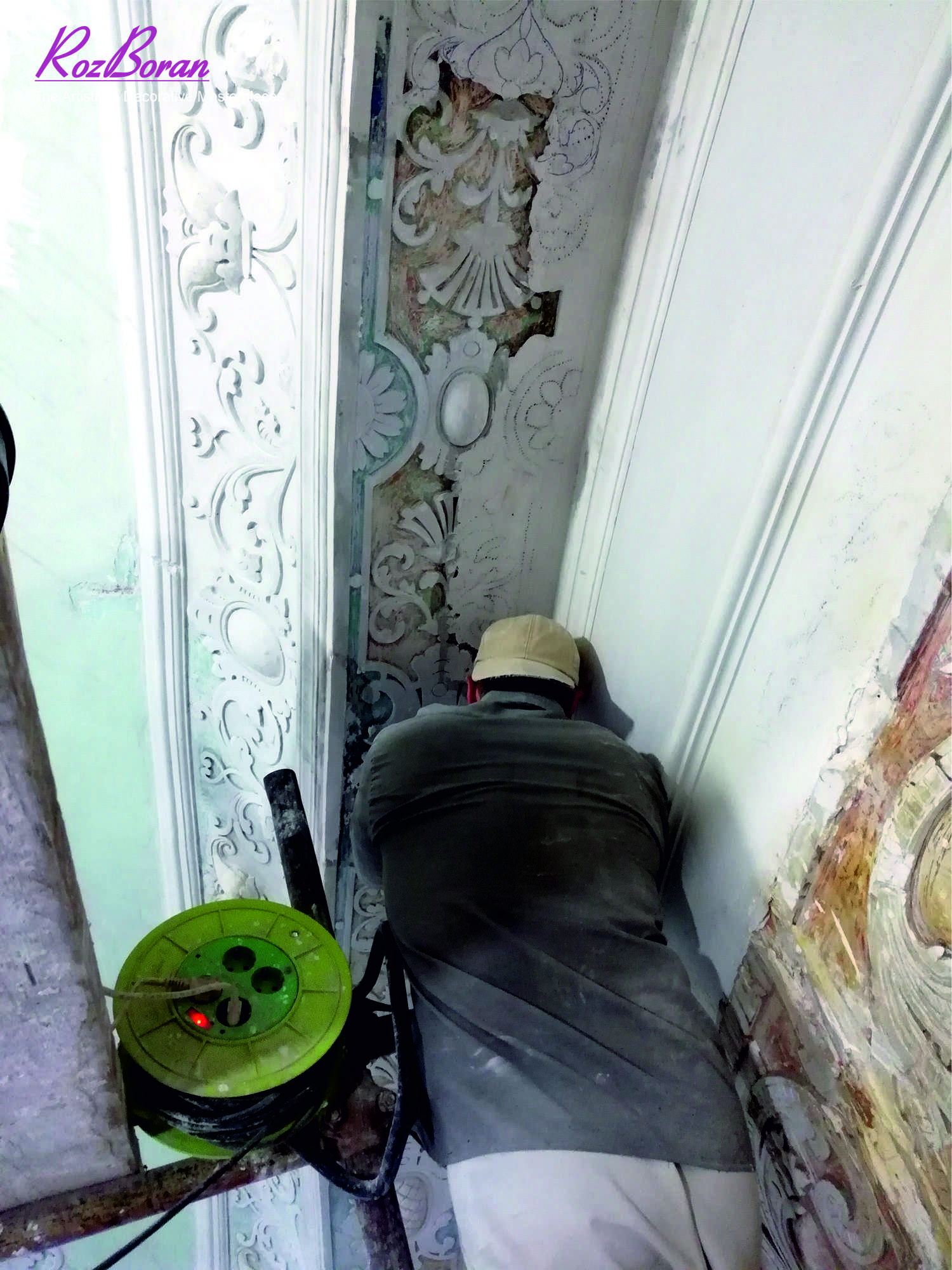 اجرای گچبری های قدیمی