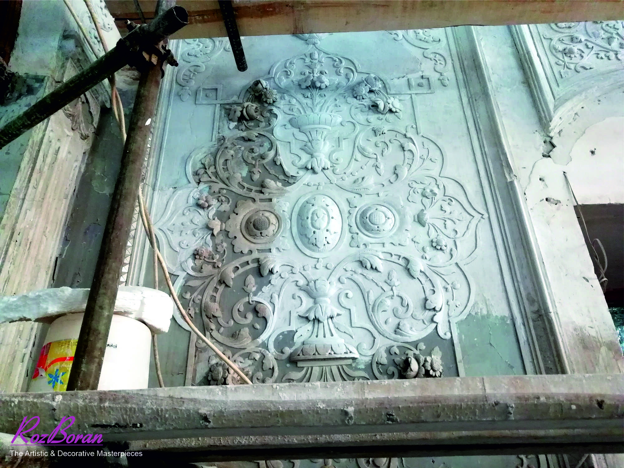 مرمت اولیه تابلوگچبری بزرگ طرح اصلی