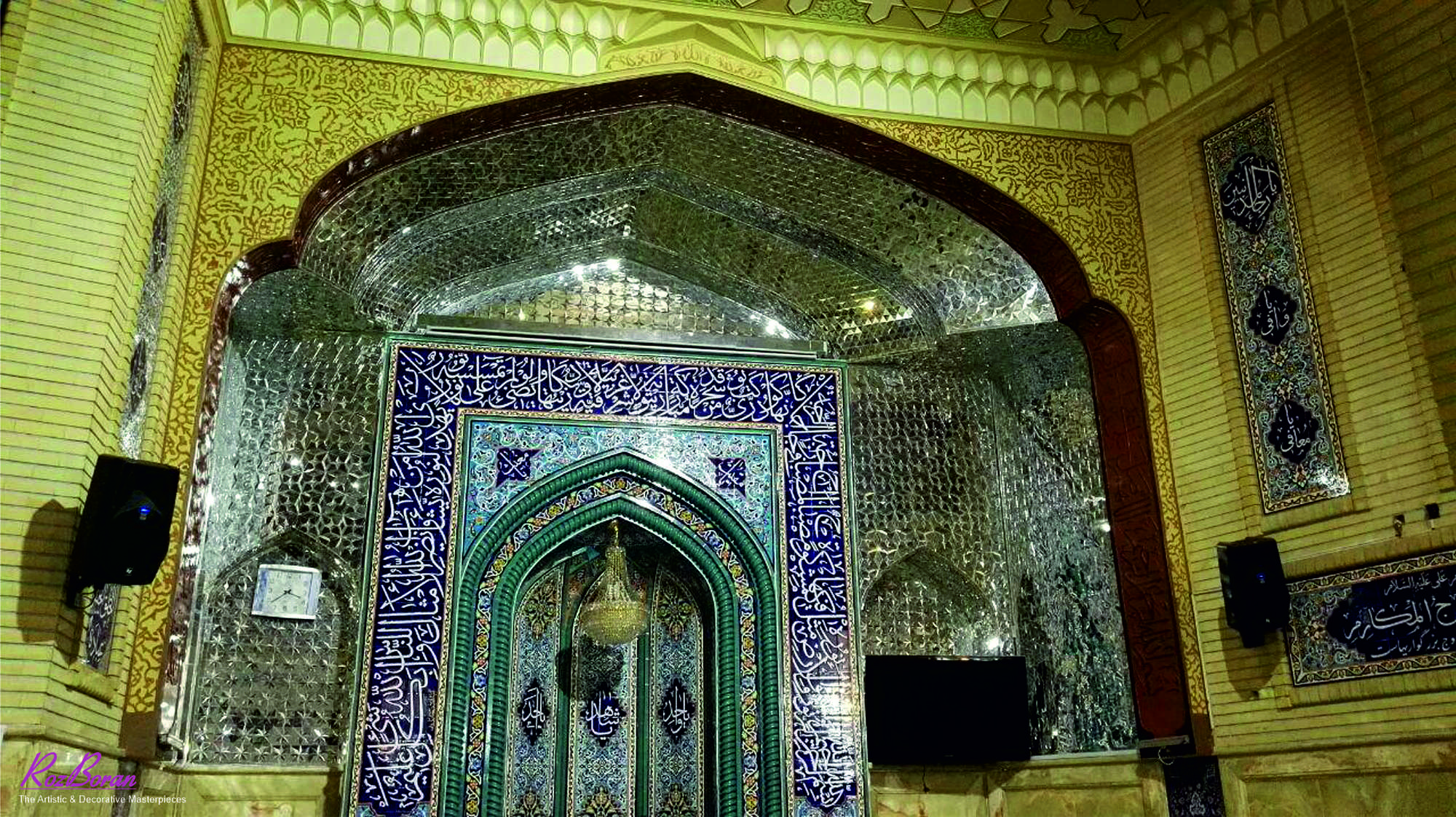 اجرای مقرنس سقف مسجد امام رضا(ع) 