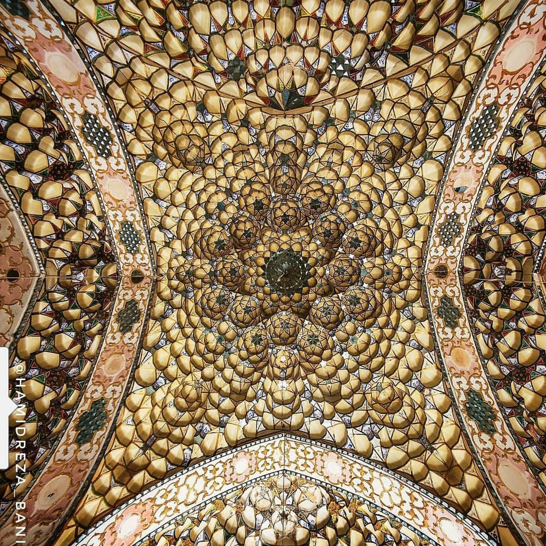 مقرنس بندی سقف