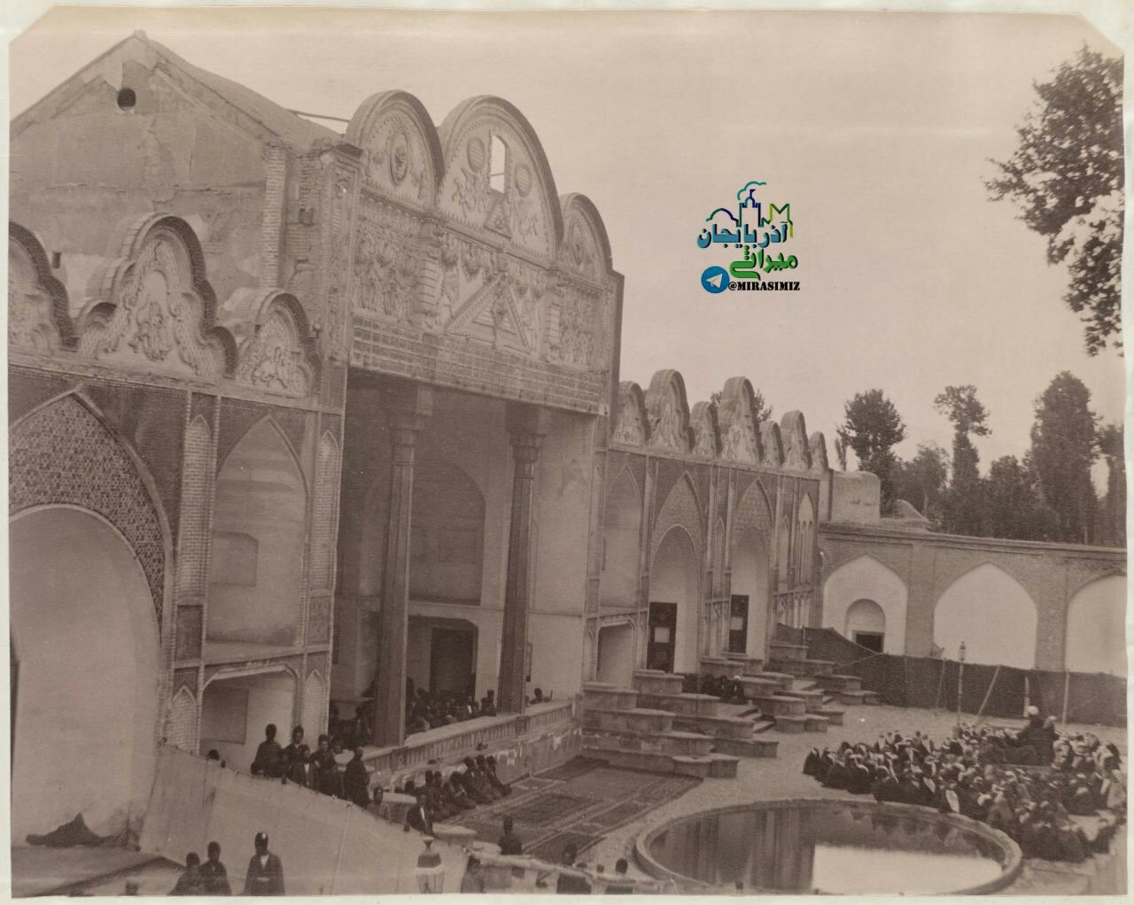 تزئینات گچبری