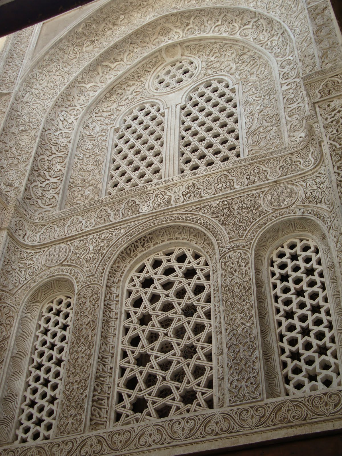 گچبری و نقش برجسته