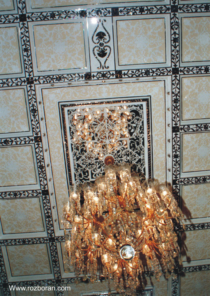 گچبری و آینه کاری